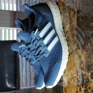 UltraBOOST 4.0 'Show Your Stripes' Size 8